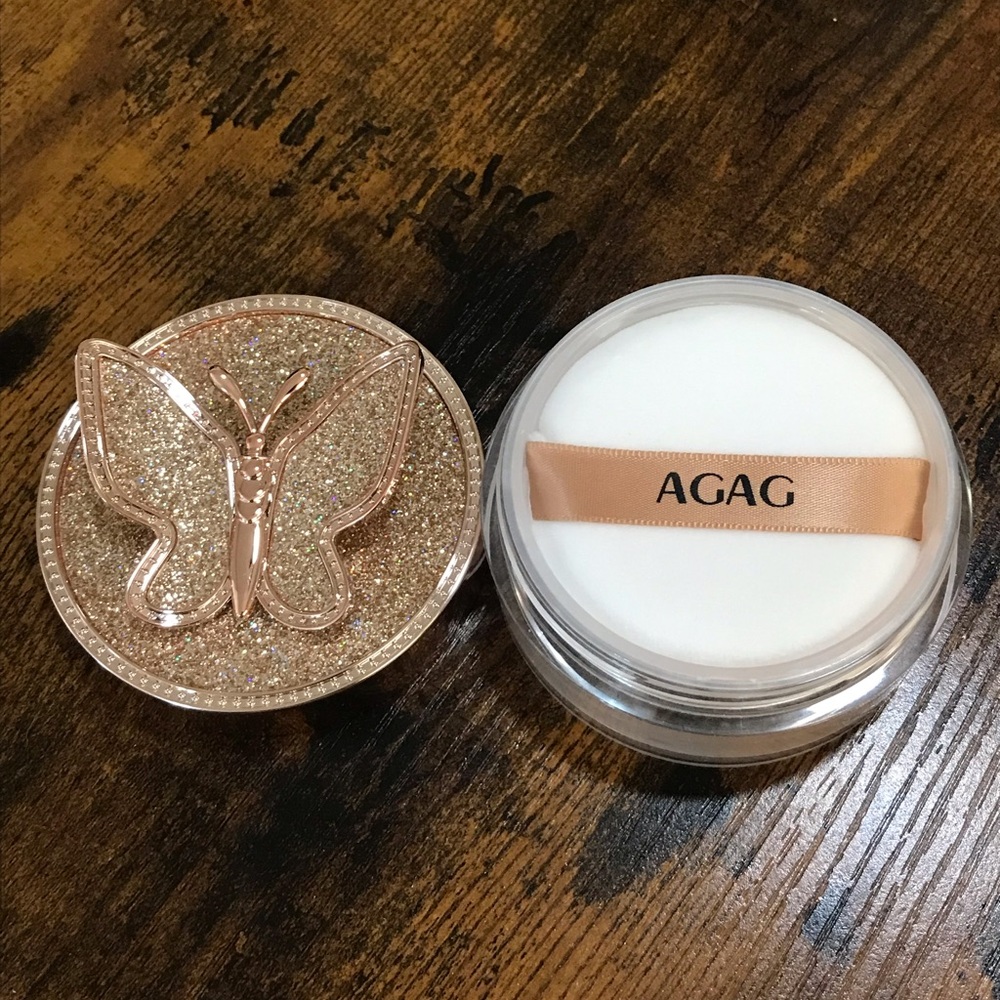 Loose Setting Powder - Picture 4 of 5